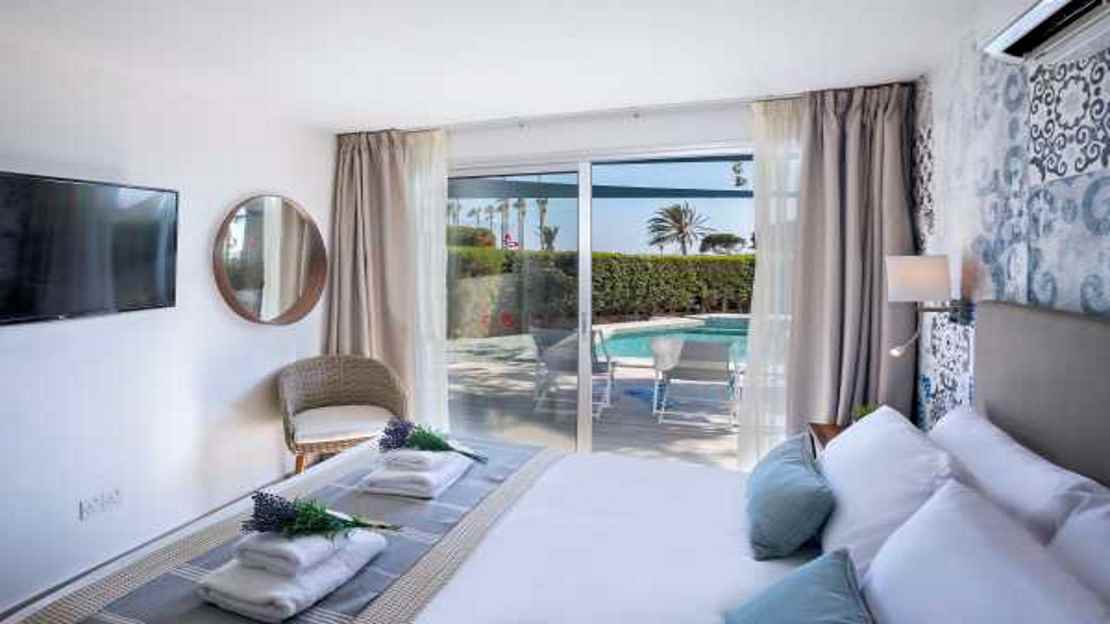 Garden Suite with Pool 